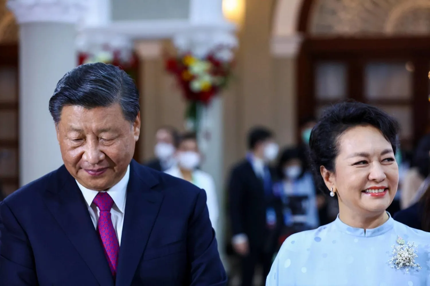 Çin Devlet Başkanı Şi Cinping ve eşi Peng Liyuan. (EPA)
