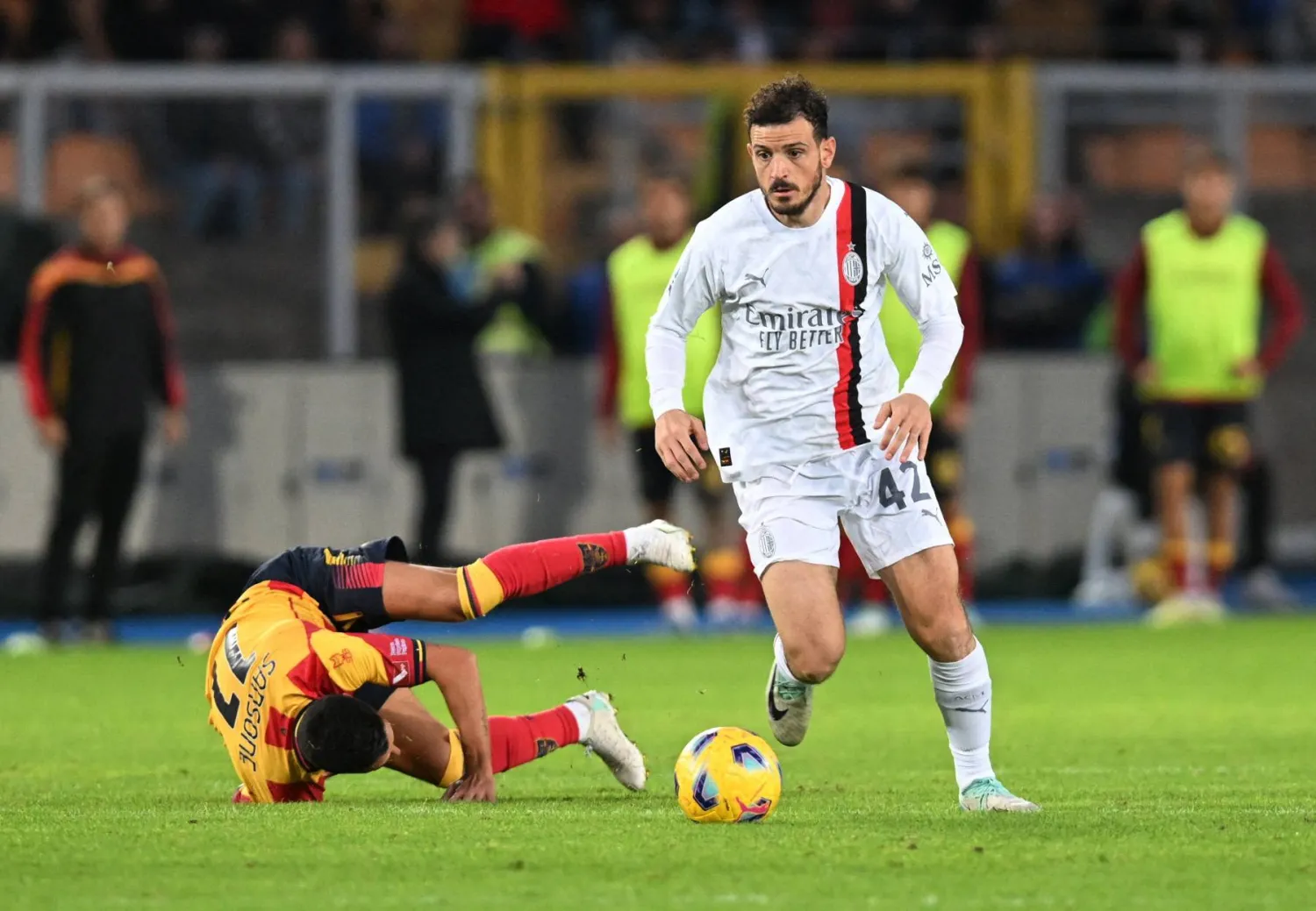 فلورينزي لاعب ميلان وإيطاليا وفضيحة مراهنات جديدة (رويترز)
 