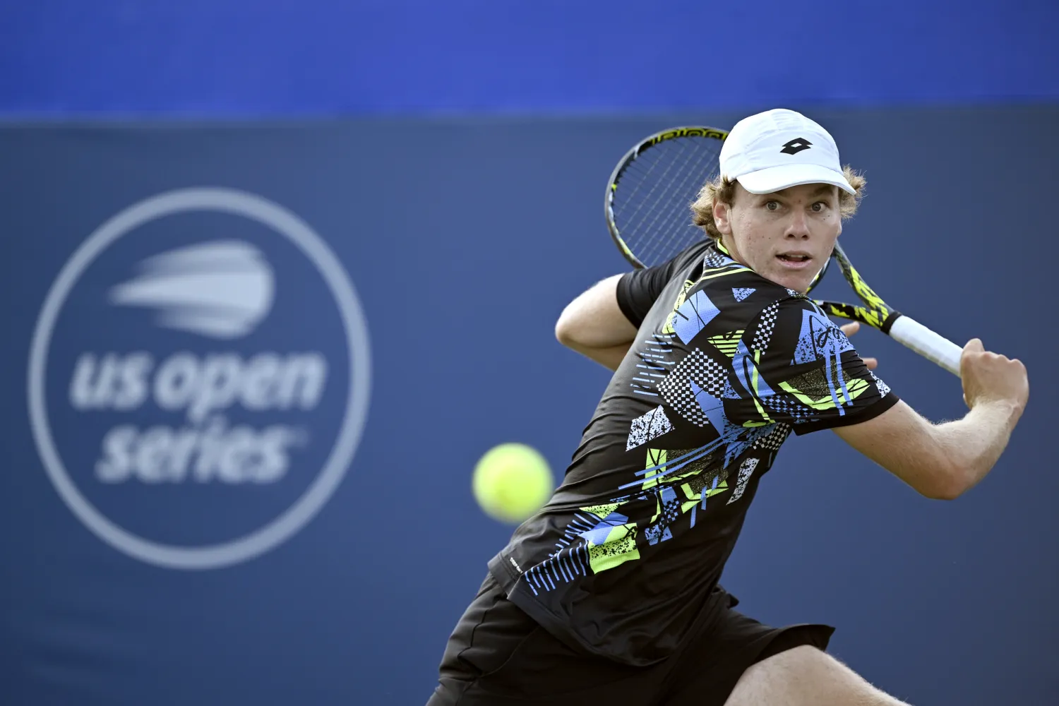 أليكس ميكيلسن (الشرق الأوسط)