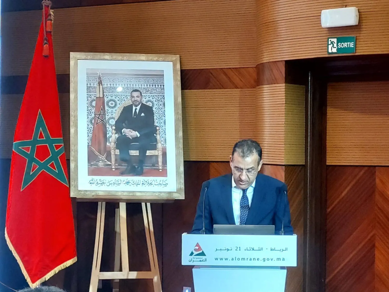 رئيس مجلس الإدارة الجماعية لمجموعة «العمران المغربية» حسني الغزواني يتحدث خلال لقاء صحافي يوم الثلاثاء بالرباط (ماب)