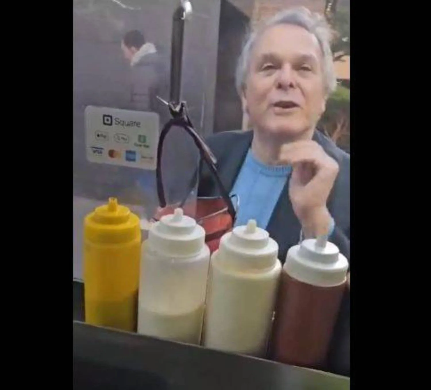 A screenshot from a video of Stuart Seldowitz that went viral on social media