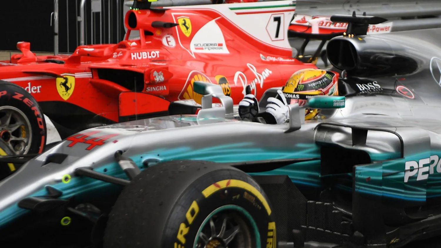 معركة المركز الثاني ستدور بين «مرسيدس» و«فيراري» (غيتي)