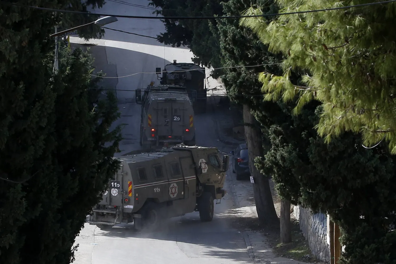 مركبات تابعة للجيش الإسرائيلي (إ.ب.أ)