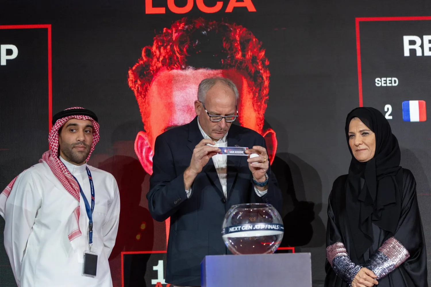 جانب من سحب مراسم قرعة الجيل القادم (وزارة الرياضة)