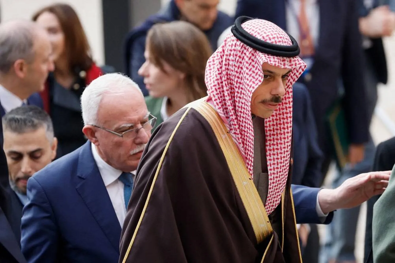  Foreign Minister of the Palestinian National Authority Riyad al-Maliki and Saudi Arabia's Foreign Minister Prince Faisal bin Farhan bin Abdullah arrive at the Union for the Mediterranean summit, in Barcelona, Spain, November 27, 2023. (Reuters)