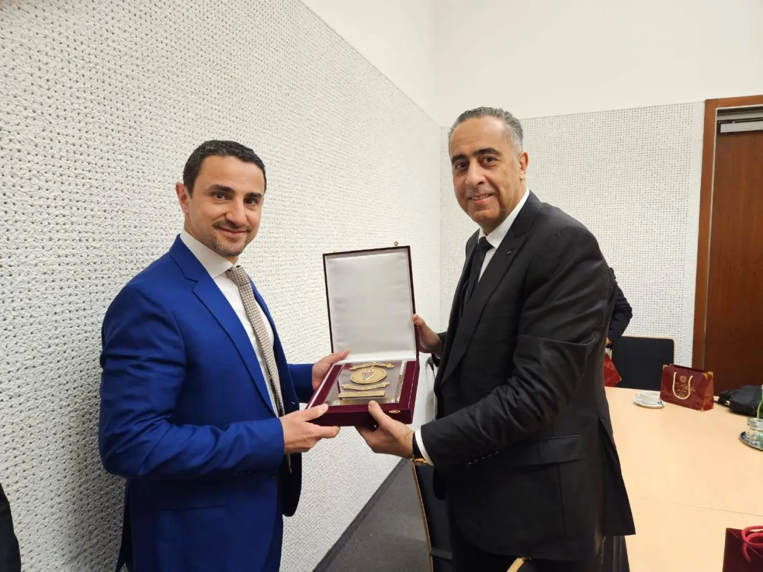 حموشي خلال لقائه بيرشنر المدير العام لمصالح حماية الدولة والاستخبارات بجمهورية النمسا (الشرق الأوسط)