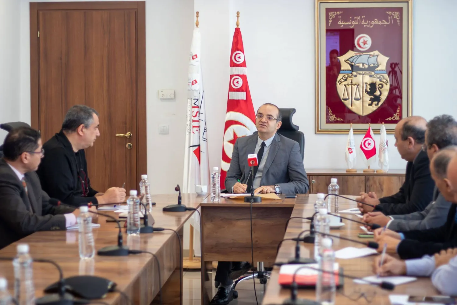 رئيس هيئة الانتخابات في اجتماع تحضيري للانتخابات المقبلة (موقع الهيئة)