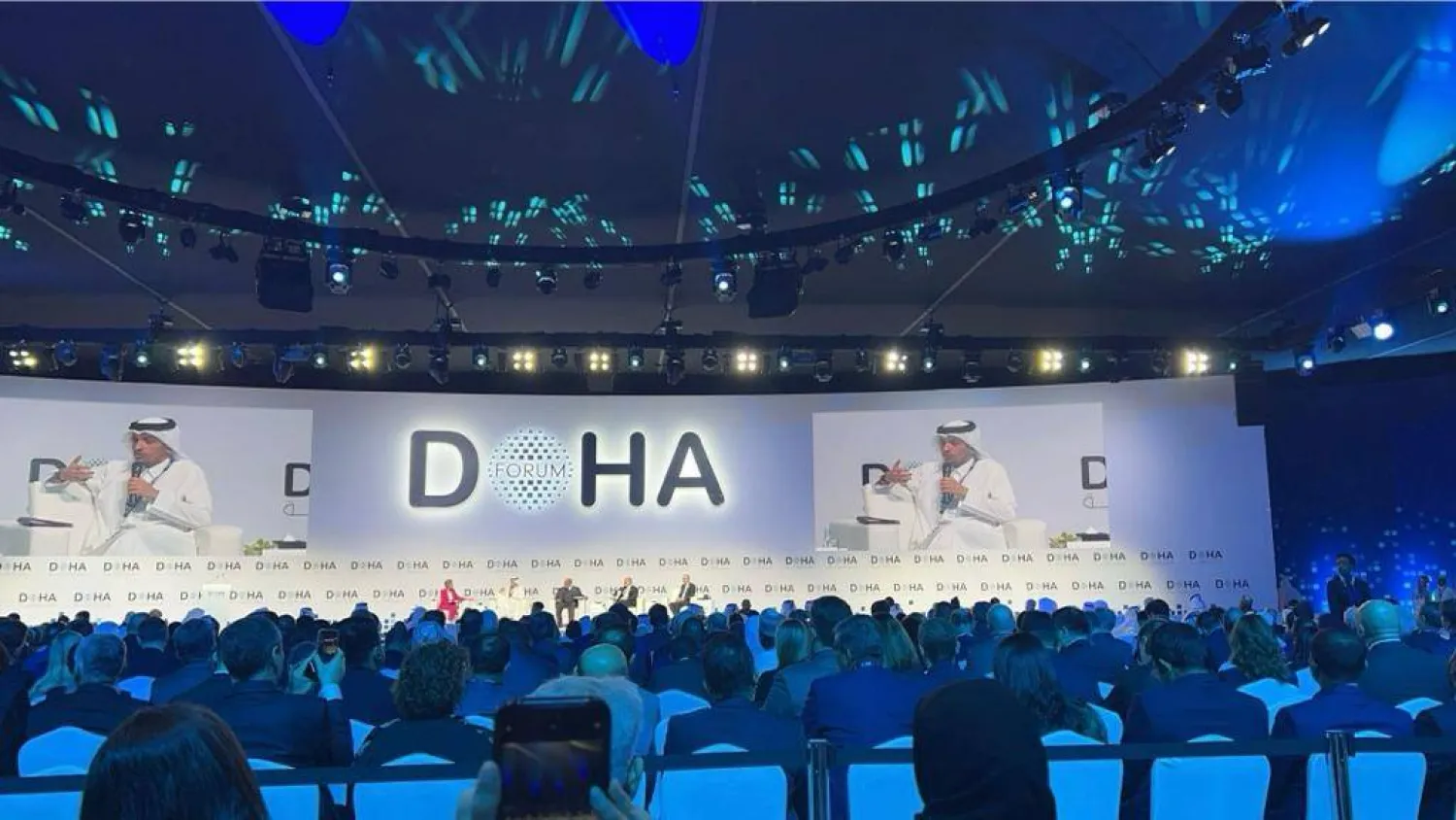 رئيس الوزراء وزير الخارجية القطري الشيخ محمد بن عبد الرحمن آل ثاني قال إن المطلوب حالياً هو وقف الحرب في غزة ومستقبل القطاع يرسمه الفلسطينيون و«لن يقبل أحد من المنطقة أن يدخل غزة على دبابة إسرائيلية» (تصوير: ميرزا الخويلدي)