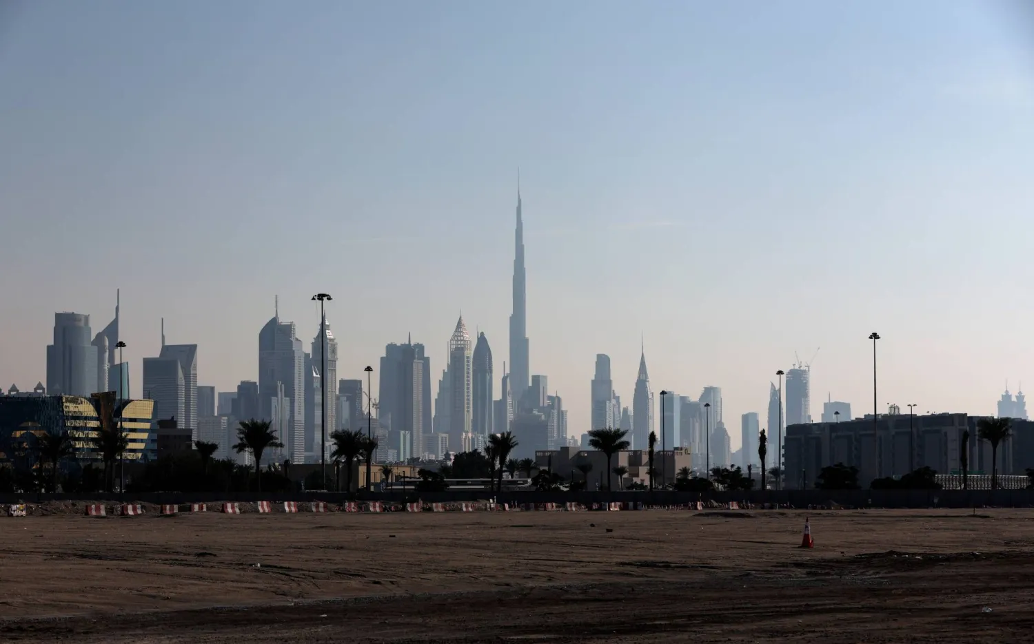 انخفاض حاد لتوقعات الشركات للعام المقبل وفق ما جاء في مؤشر «ستاندرد أند بورز» (إ.ب.أ)