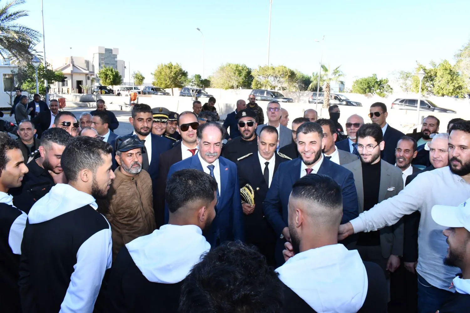 وزيرا الداخلية التونسي والليبي خلال الزيارة الميدانية لولاية مدنين الحدودية (الداخلية التونسية)