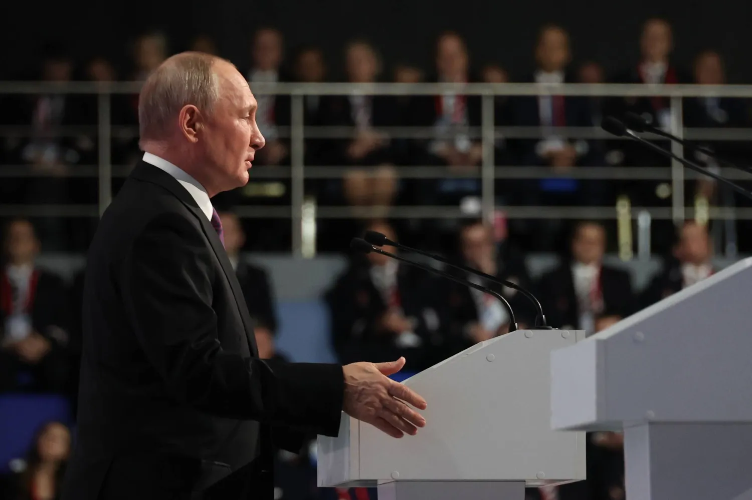 Russian President Vladimir Putin speaks during the 4th Railway Congress at the Luzhniki Olympic Complex in Moscow, Russia, 15 December 2023.  EPA/MIKHAEL KLIMENTYEV/SPUTNIK/KREMLIN POOL MANDATORY CREDIT