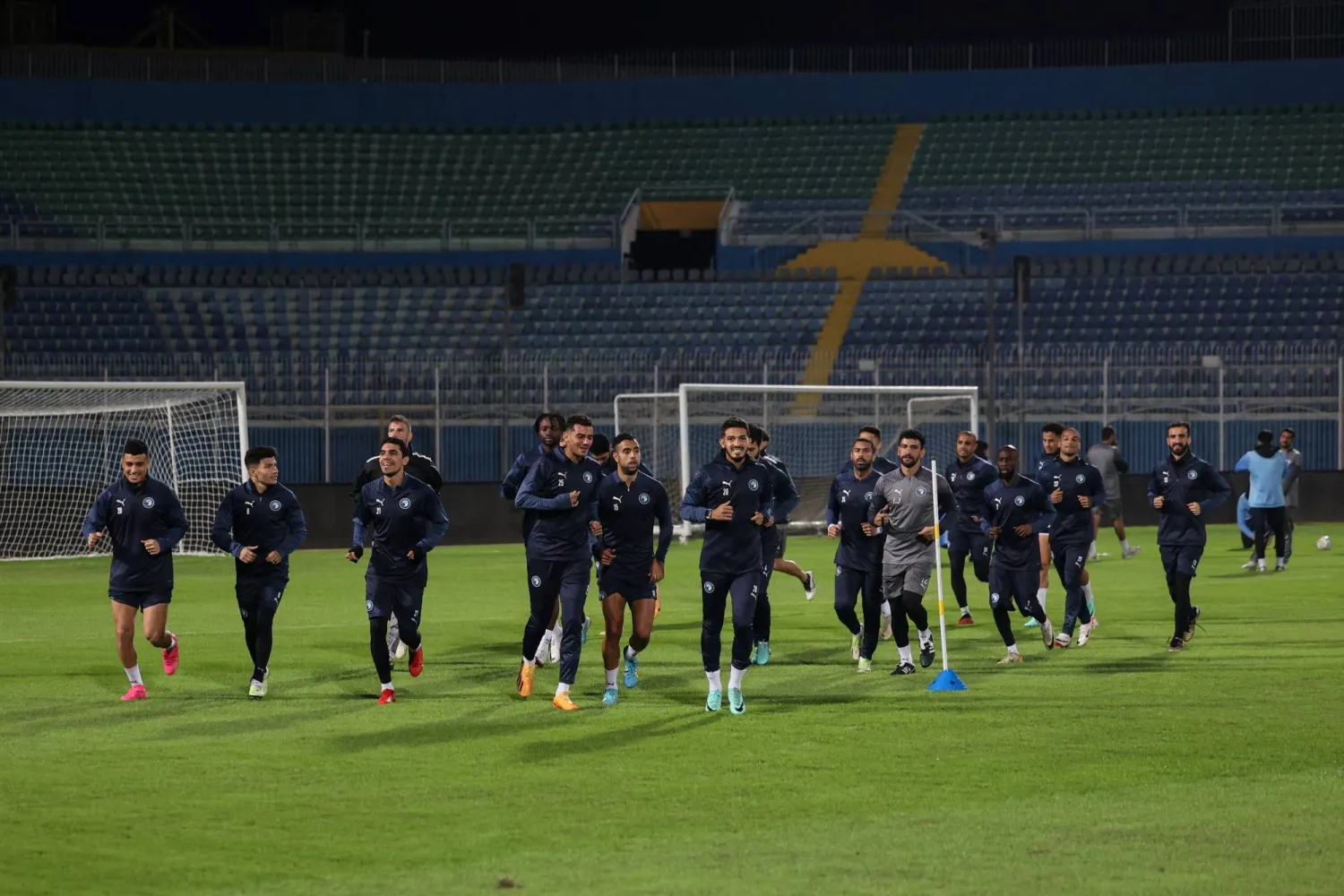 جانب من استعدادات بيراميدز المصري لمواجهة صن داونز (منصة إكس)