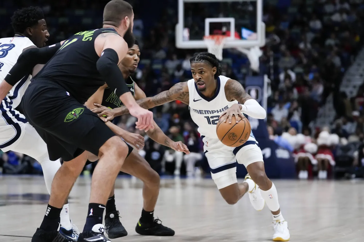 جا مورانت قاد غريزليز إلى الفوز على بيليكانز (أ.ب)