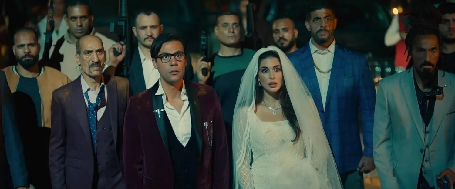 محمد إمام وياسمين صبري خلال أحداث الفيلم (الشركة المنتجة)