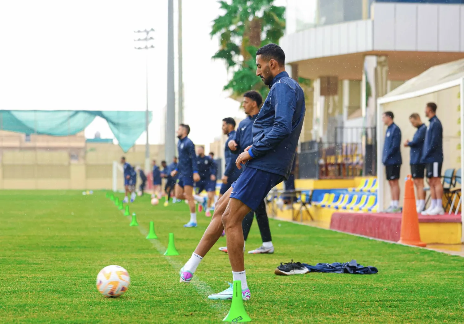 جانب من تدريبات فريق النصر (نادي النصر)