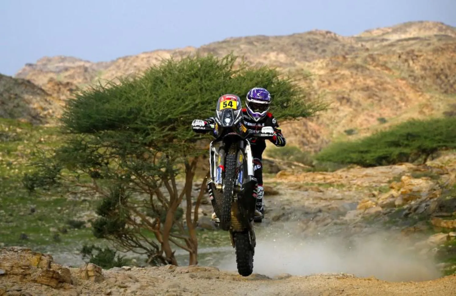 الدراجات شهدت تنافساً مثيراً في رالي داكار (أ.ف.ب)