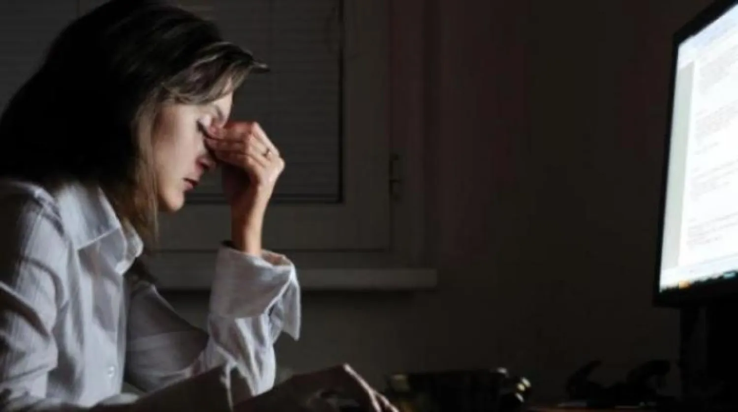 هناك مشكلات صحية عميقة قد تنتج عن التوتر والضغوط النفسية (أ.ف.ب)