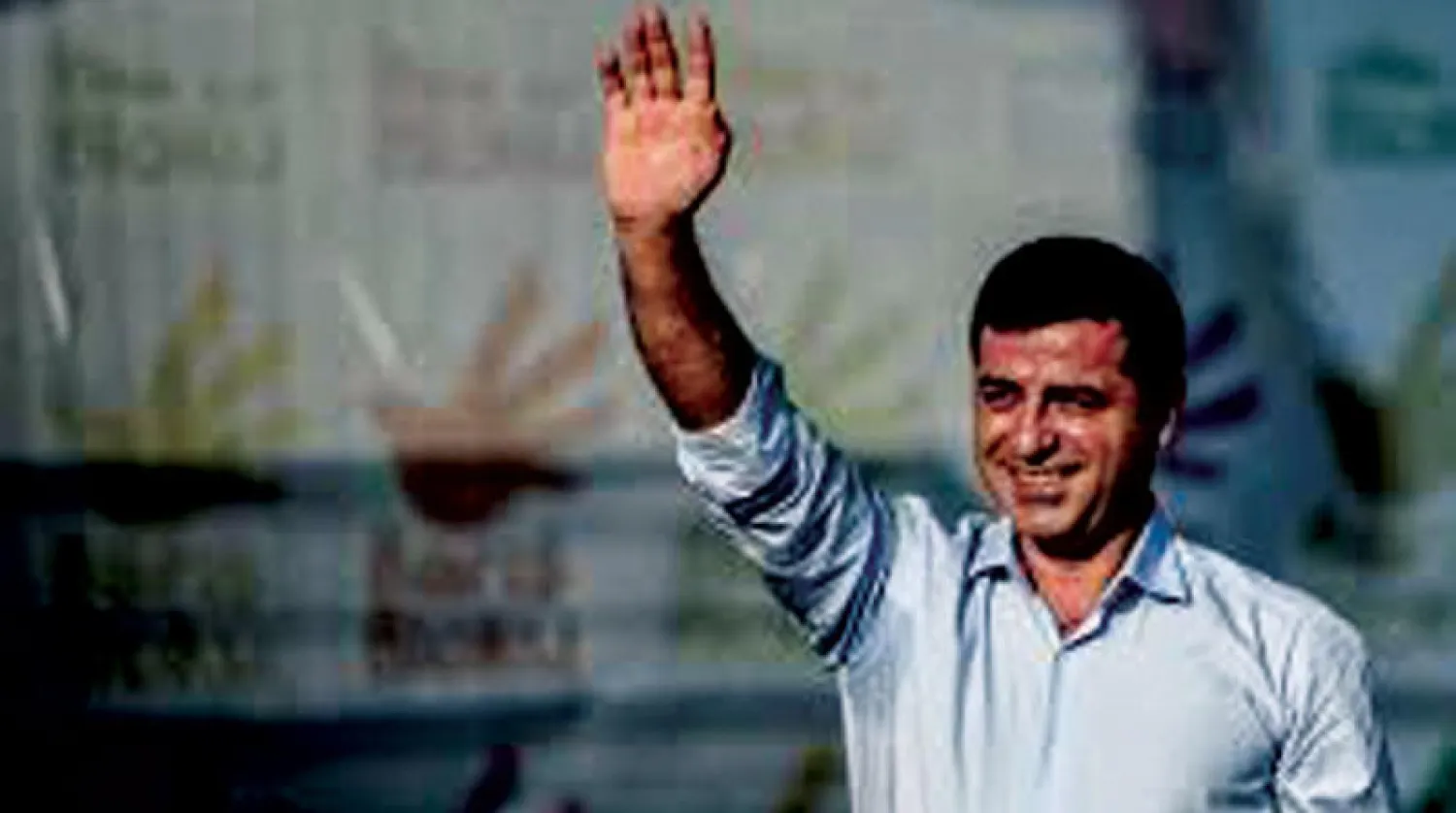 الزعيم الكردي السجين صلاح الدين دميرطاش أطلق حملته للانتخابات الرئاسية (موقع "يشيل سول بارتي")