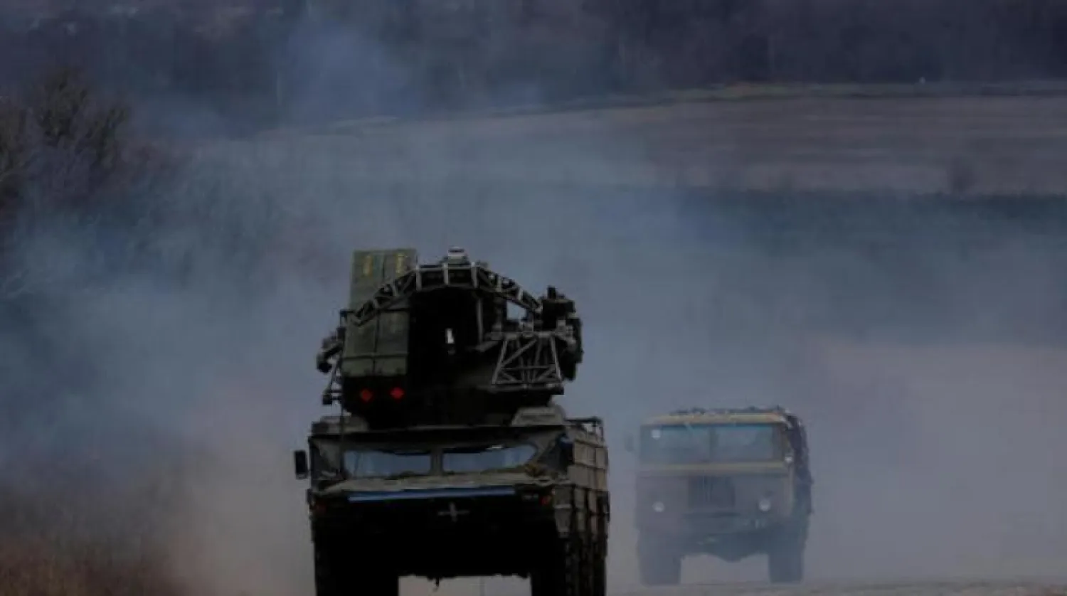 عتاد عسكري على جبهة دونباس في منطقة باخموت في 5 يناير 2023 (رويترز)