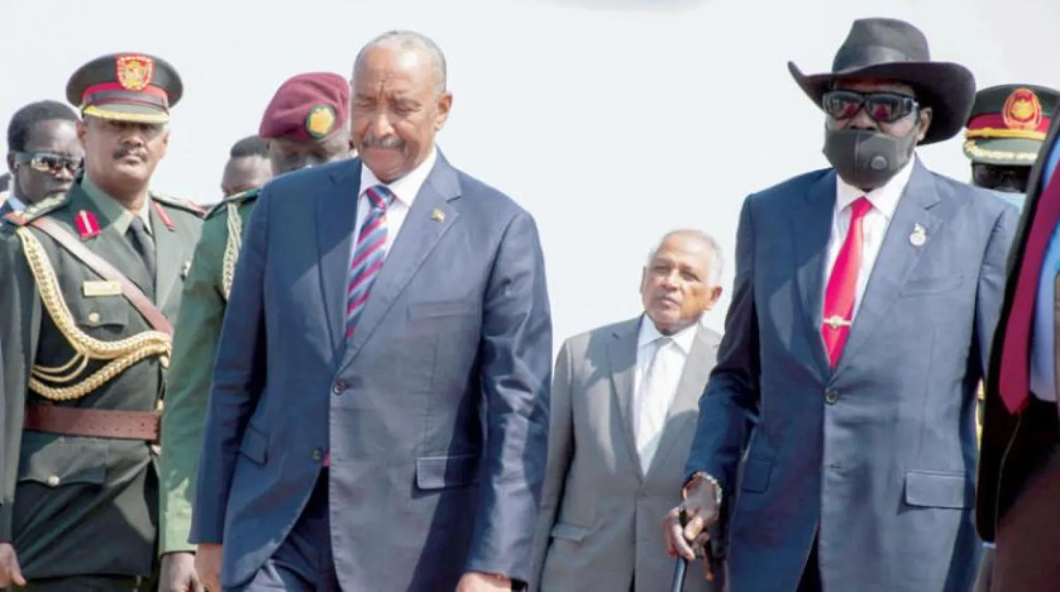 Orgeneral Burhan, Güney Sudan Devlet Başkanı Salva Kiir ile dün Cuba'da (Reuters)