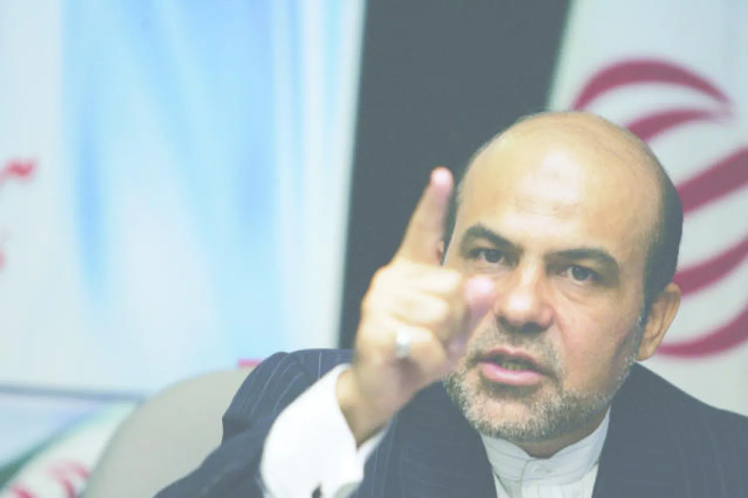 أكبري يتحدث خلال مراسم لمنظمة الطاقة الذرية الإيرانية في طهران أكتوبر 2008 (أ.ب)