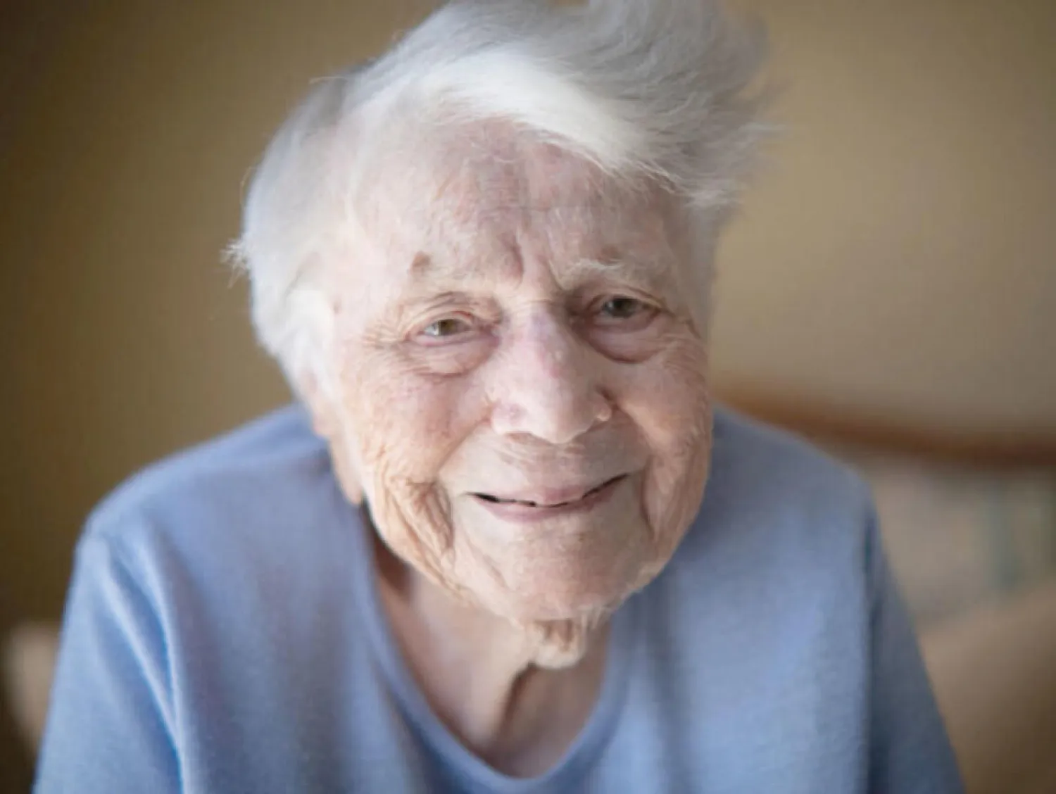 عميدة جديدة لمعمري فرنسا عمرها 112 عاماً