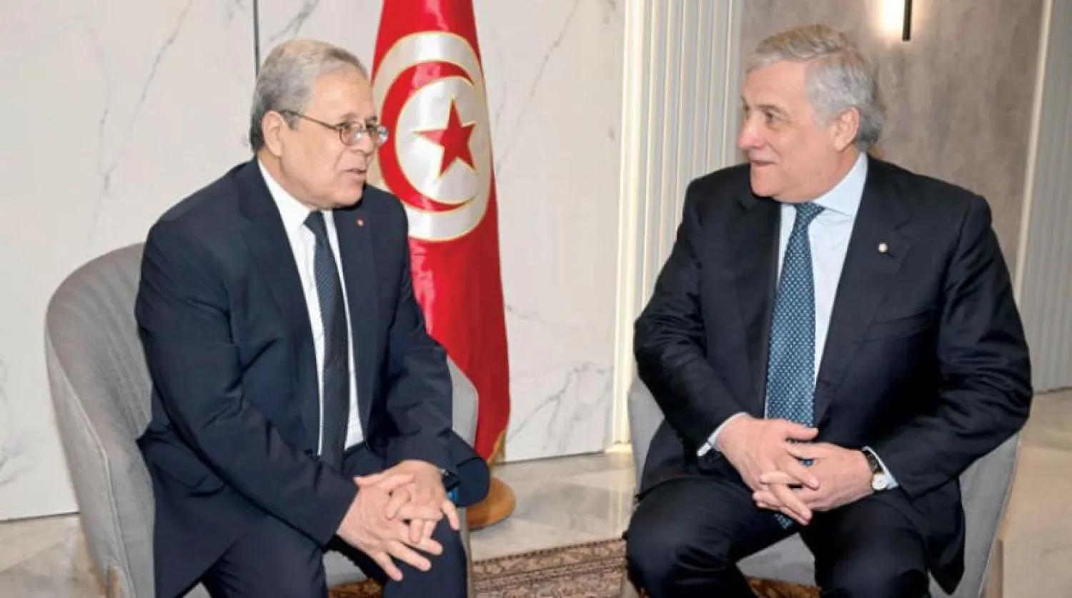 İtalya Dışişleri Bakanı Antonio Tajani’nin dün Tunus’un başkentinde Tunuslu mevkidaşı ile gerçekleştirdiği görüşmeden bir kare (EPA)