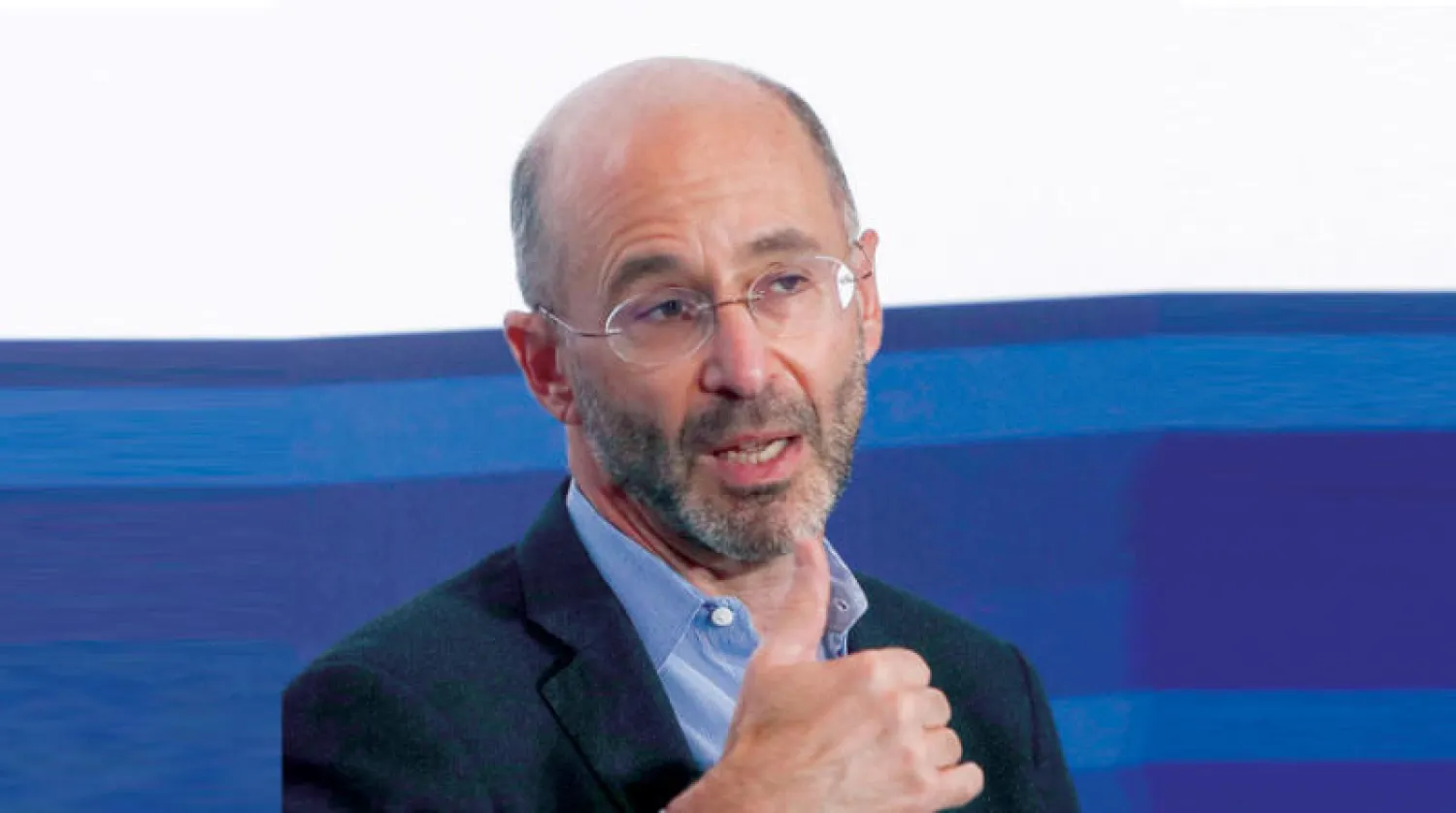 المبعوث الأميركي الخاص بإيران روبرت مالي يتحدث خلال منتدى روما للحوار ديسمبر الماضي (أ.ب)