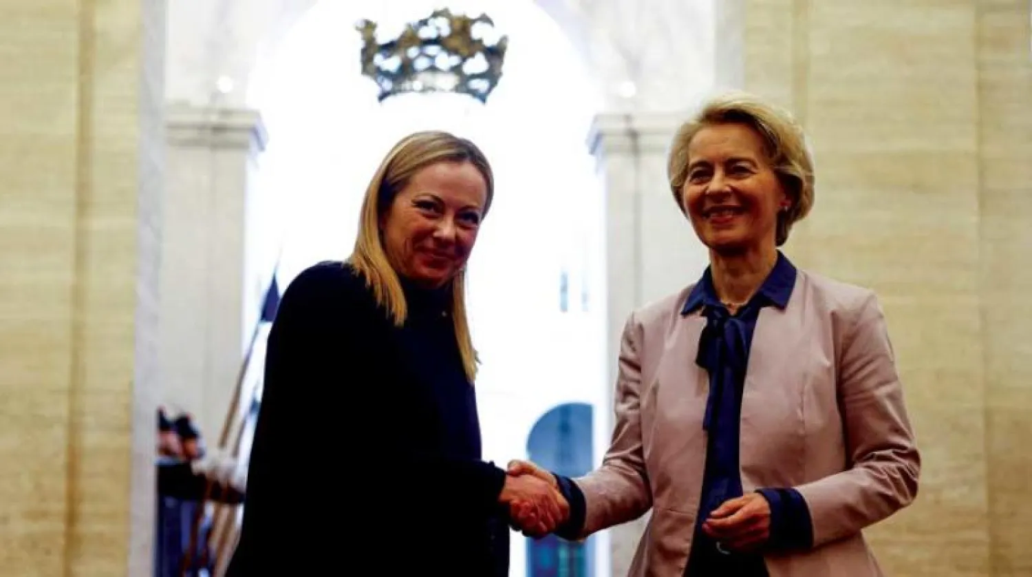 ميلوني لدى استقبالها رئيسة المفوضية الأوروبية أورسولا فون دير لاين في روما 9 يناير الحالي (رويترز)