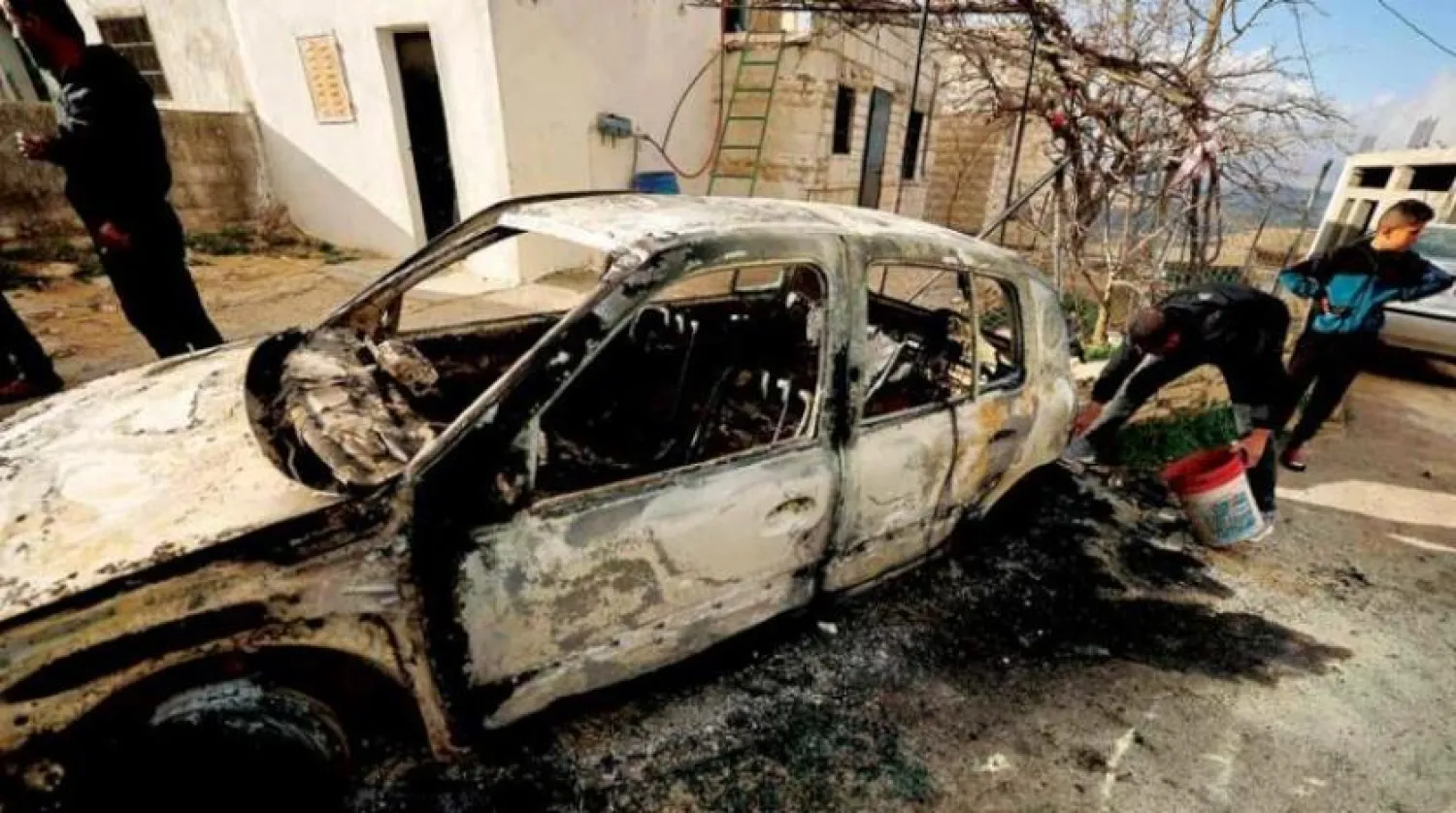 Pazarı pazartesiye bağlayan gece Nablus bölgesine bağlı Calud köyü halkına saldıran yerleşimciler geniş çaplı tahribata neden oldu. (AFP)