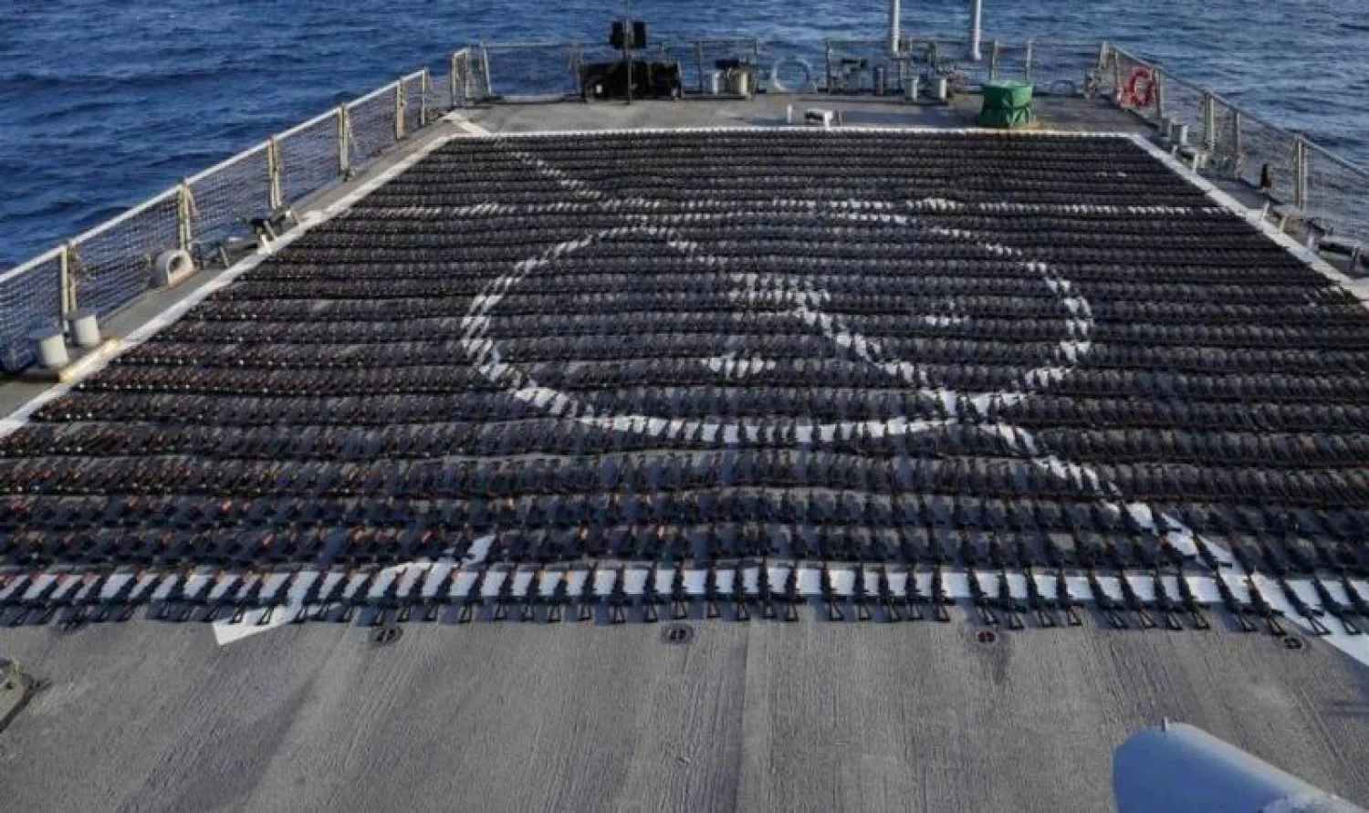 أسلحة تمت مصادرتها مطلع يناير الفائت كانت متجهة إلى اليمن (رويترز)