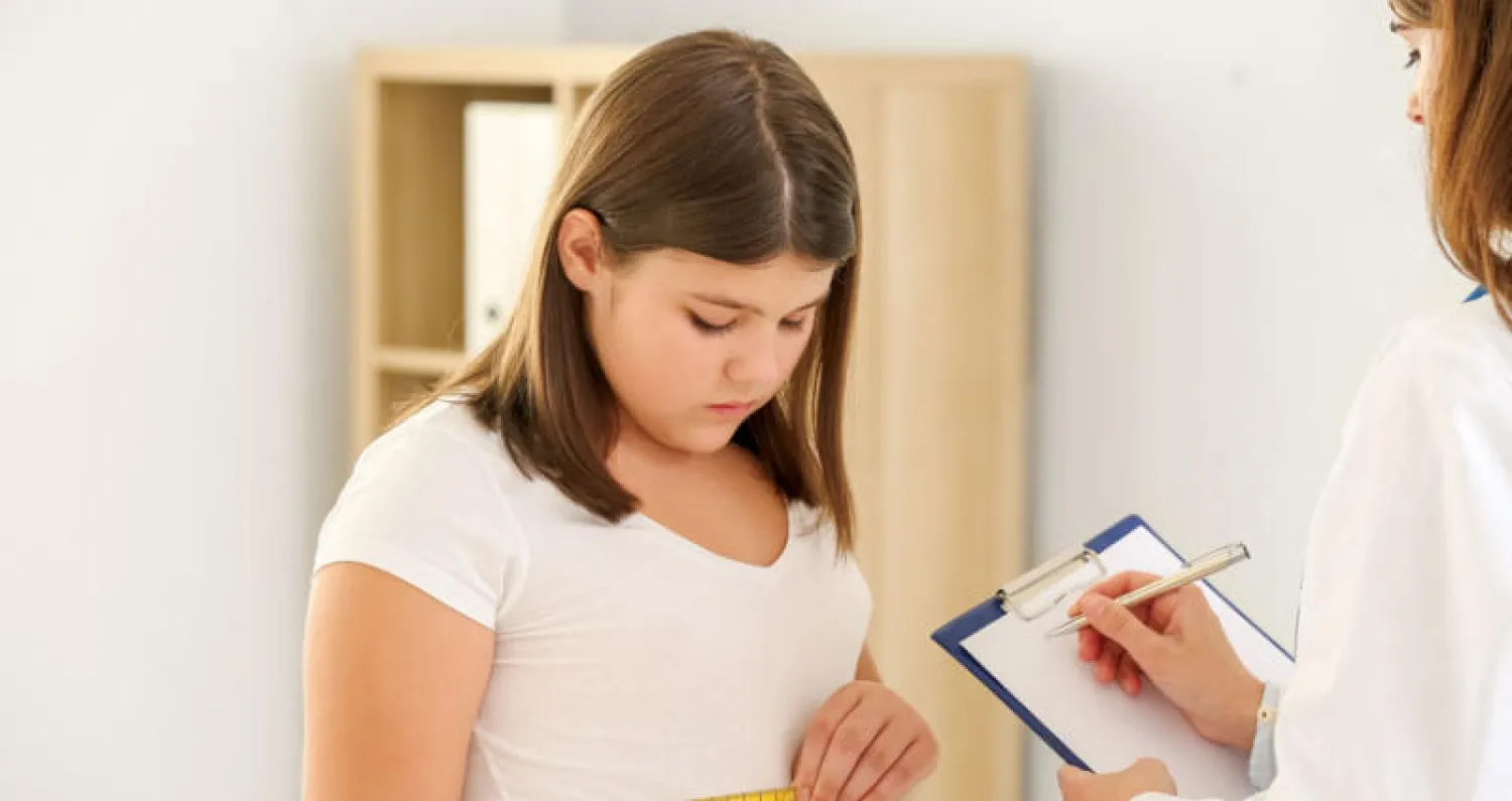 توصيات دوائية وجراحية لمكافحة السمنة لدى صغار السن