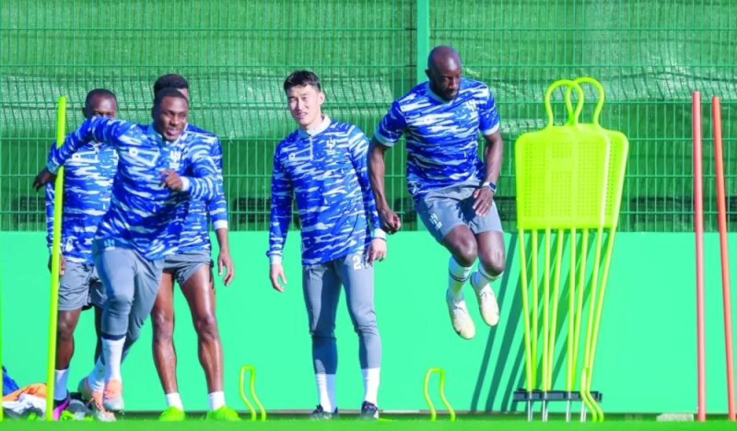 الخالد طالب الهلاليين بتشريف الكرة السعودية في مونديال الأندية (الشرق الأوسط)