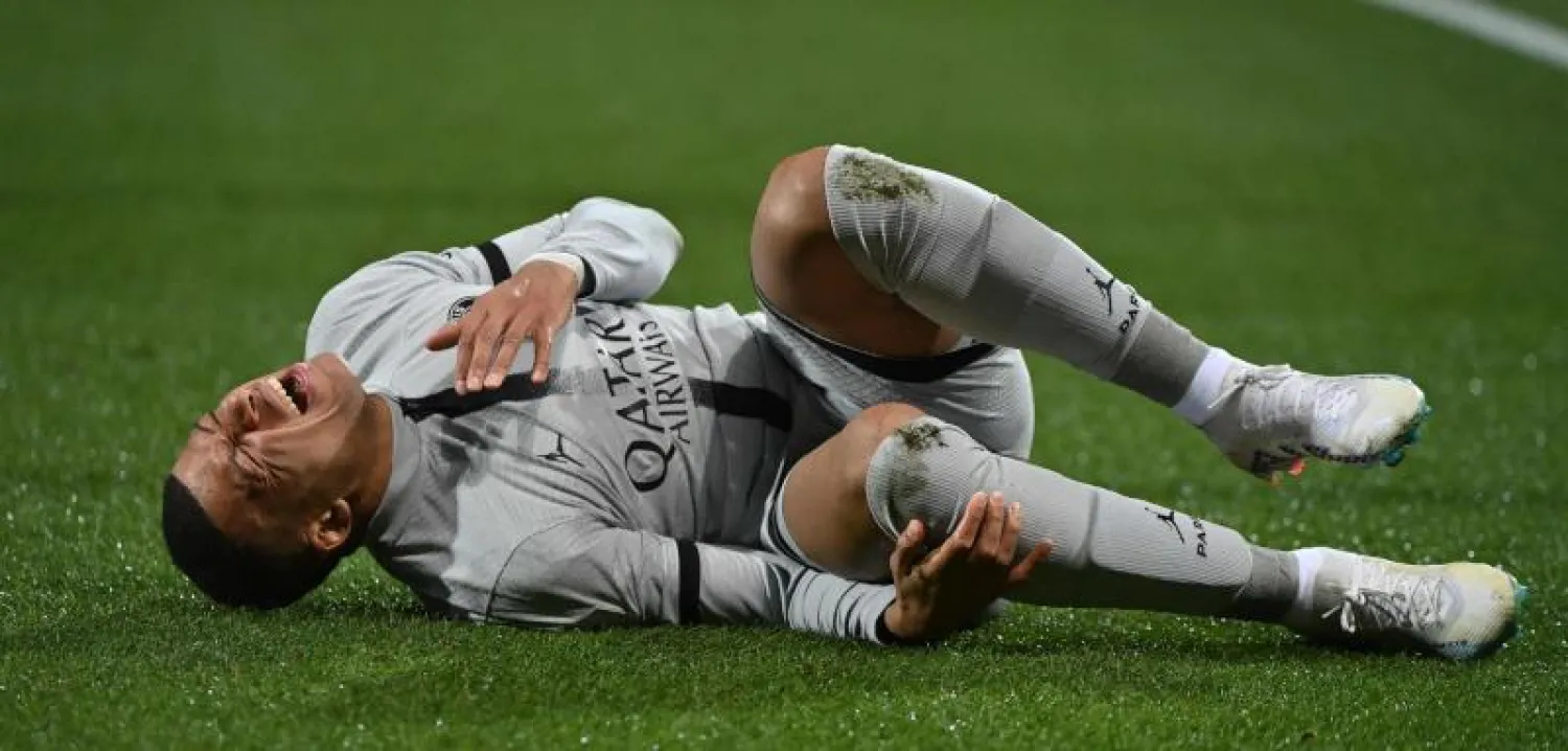 مبابي سيغيب 3 أسابيع مقبلة بسبب إصابة في الفخذ الأيسر (أ.ف.ب)