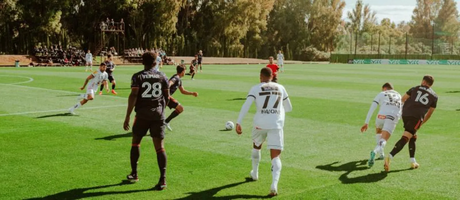 جانب من تدريبات سابقة لفريق سياتل الأميركي (موقع سياتل الأميركي)