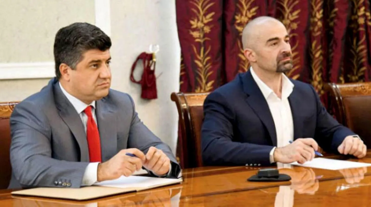 بافل طالباني (يمين) وابن عمه لاهور الشيخ جنكي