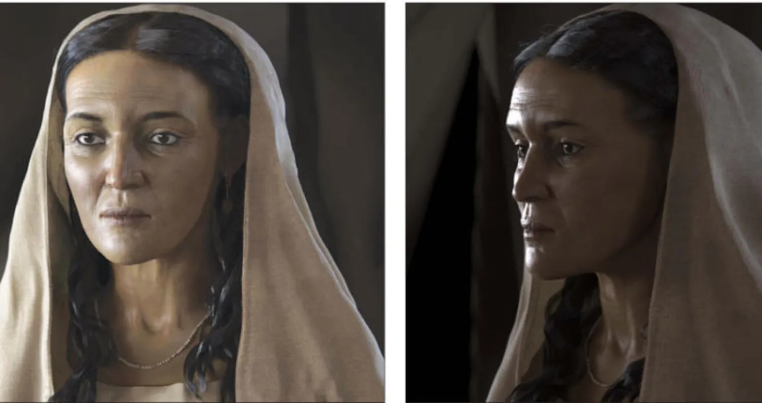 وجه امرأة من العصر النبطي وتُعرف باسم «هنّات» (الشرق الأوسط)