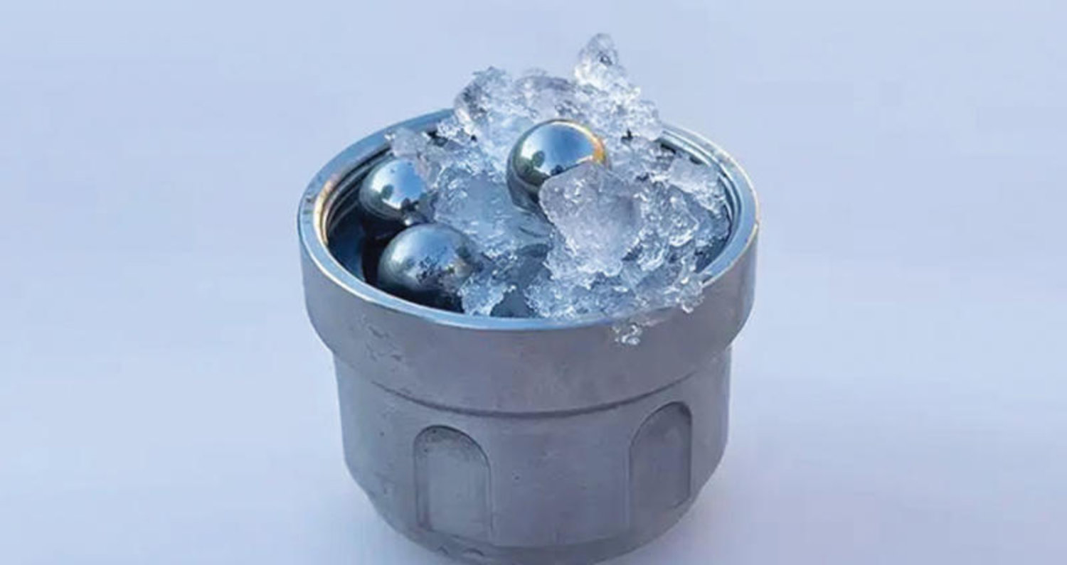 الجليد بحلة مختلفة في الفضاء