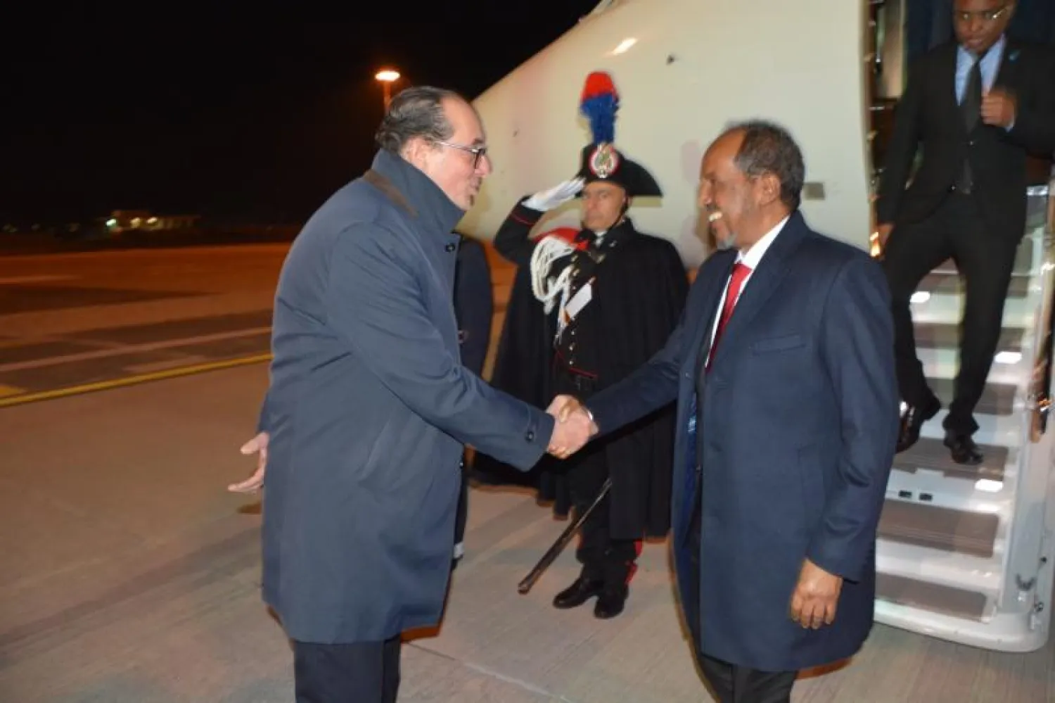 وصول الرئيس الصومالي إلى إيطاليا (مكتب الرئاسة)