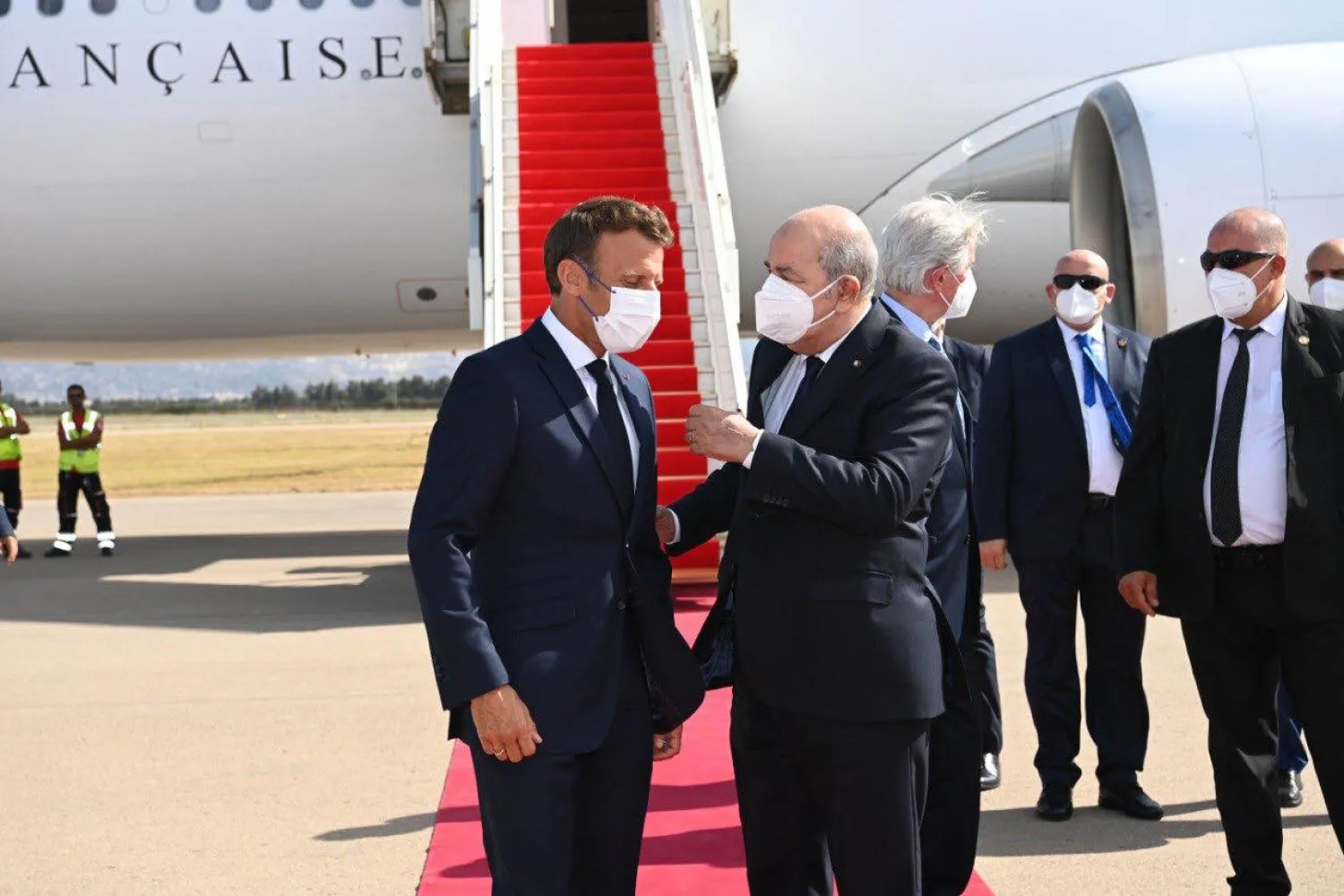 فرنسا باتت رهينة علاقة مثلثة فرنسية - جزائرية - مغربية متأرجحة