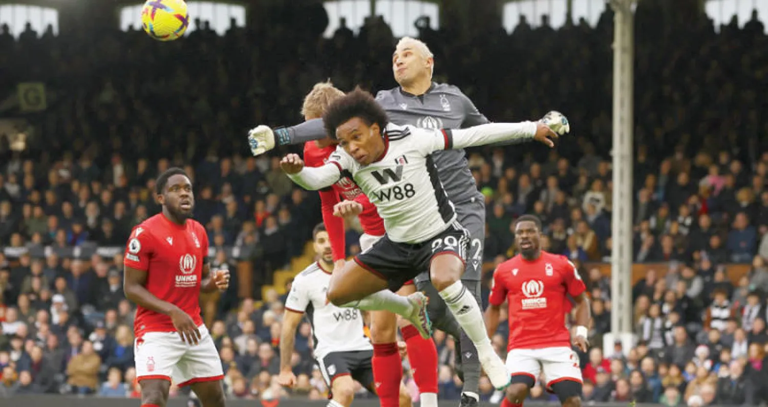 ويليان المخضرم يتألق ويسجل أهدافاً ويصنعها مع فولهام (رويترز)