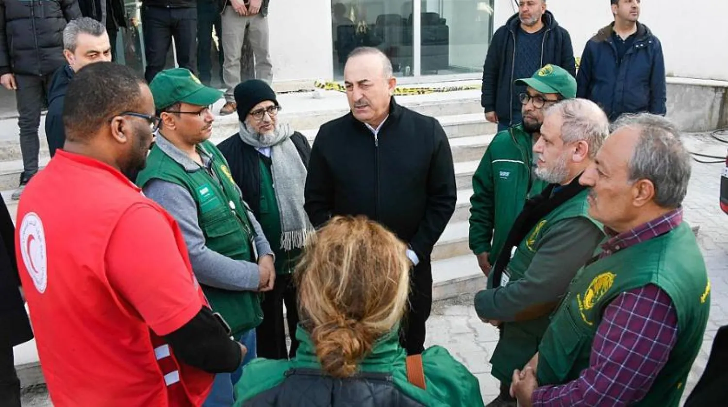 Dışişleri Bakanı Mevlüt Çavuşoğlu, depremzedelere yardım çalışmalarına katılan Suudi Arabistan heyetiyle görüştü (SPA)