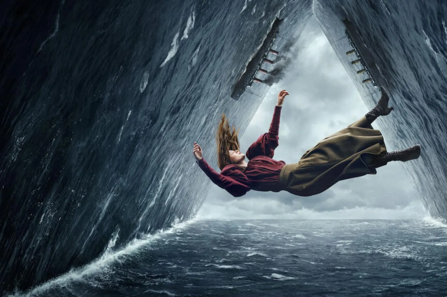 Yapımcıları 1899 iptal edilmeden önce yaptıkları bir söyleşide dizinin Dark gibi 3 sezon sürmesini planladıklarını belirtmişti (Netflix)