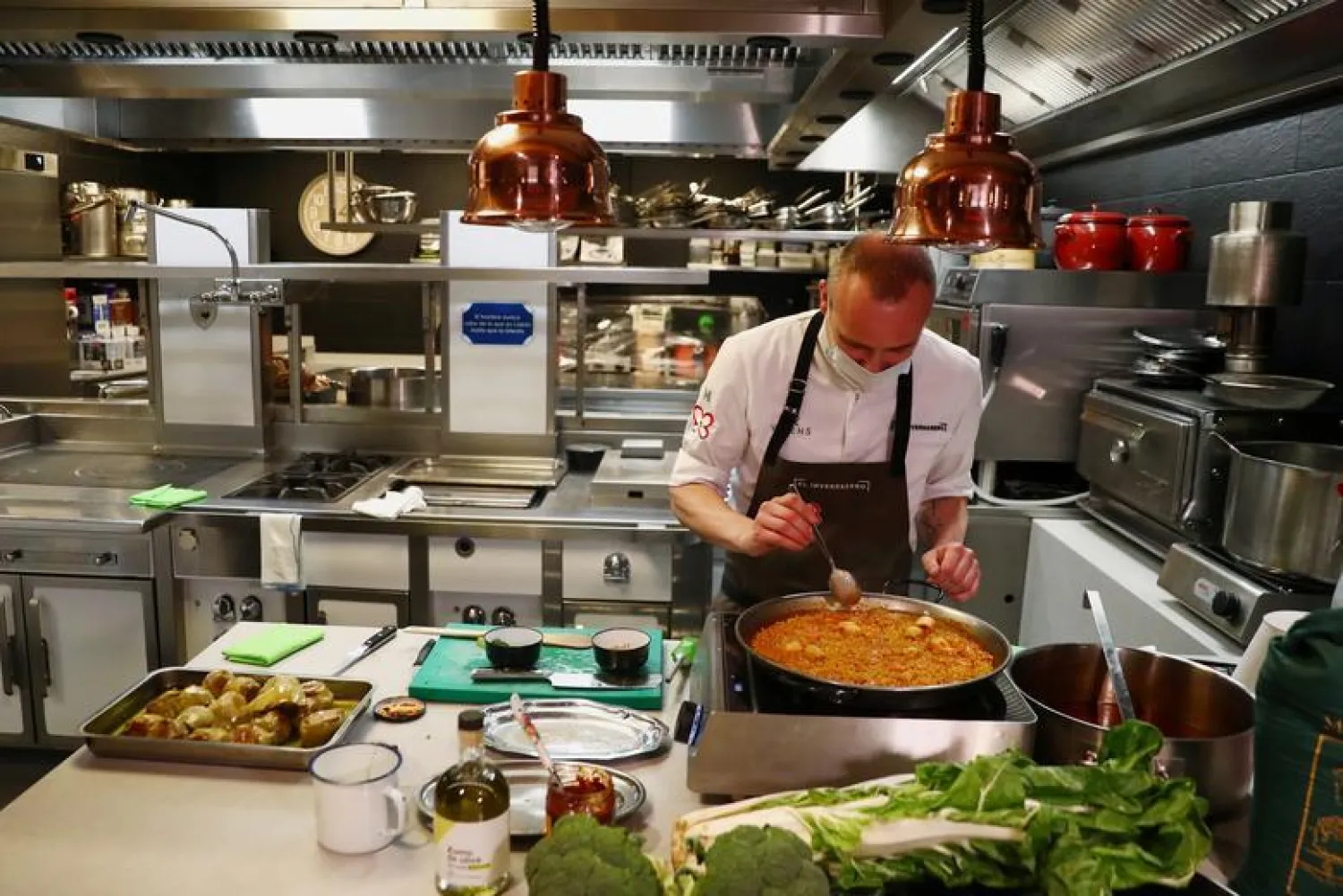 أعلى تركيزات التلوث بالبكتيريا والجراثيم كان في عبوات التوابل (رويترز)