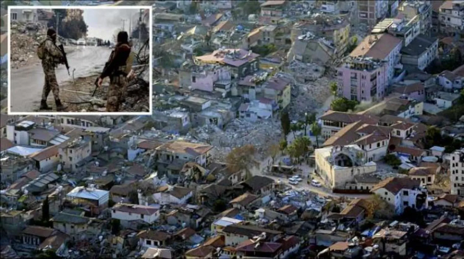 Hatay’da meydana gelen son deprem yaşanan yıkımın şiddetini artırdı. (AFP) Askerler (sol üst köşe) depremin ardından Hatay’da görevlendirildiler. (Reuters)