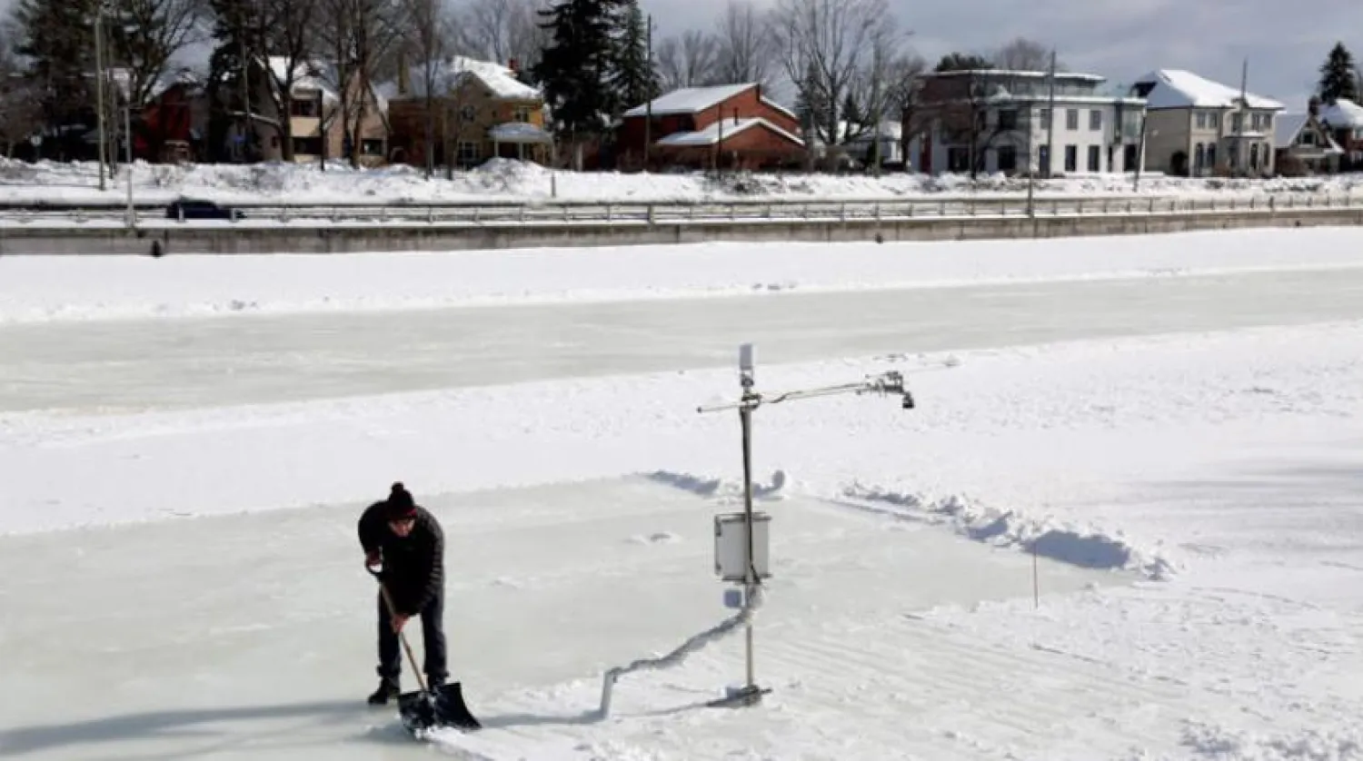 Dünyanın en büyük buz pateni pisti bu yıl açılmayacak