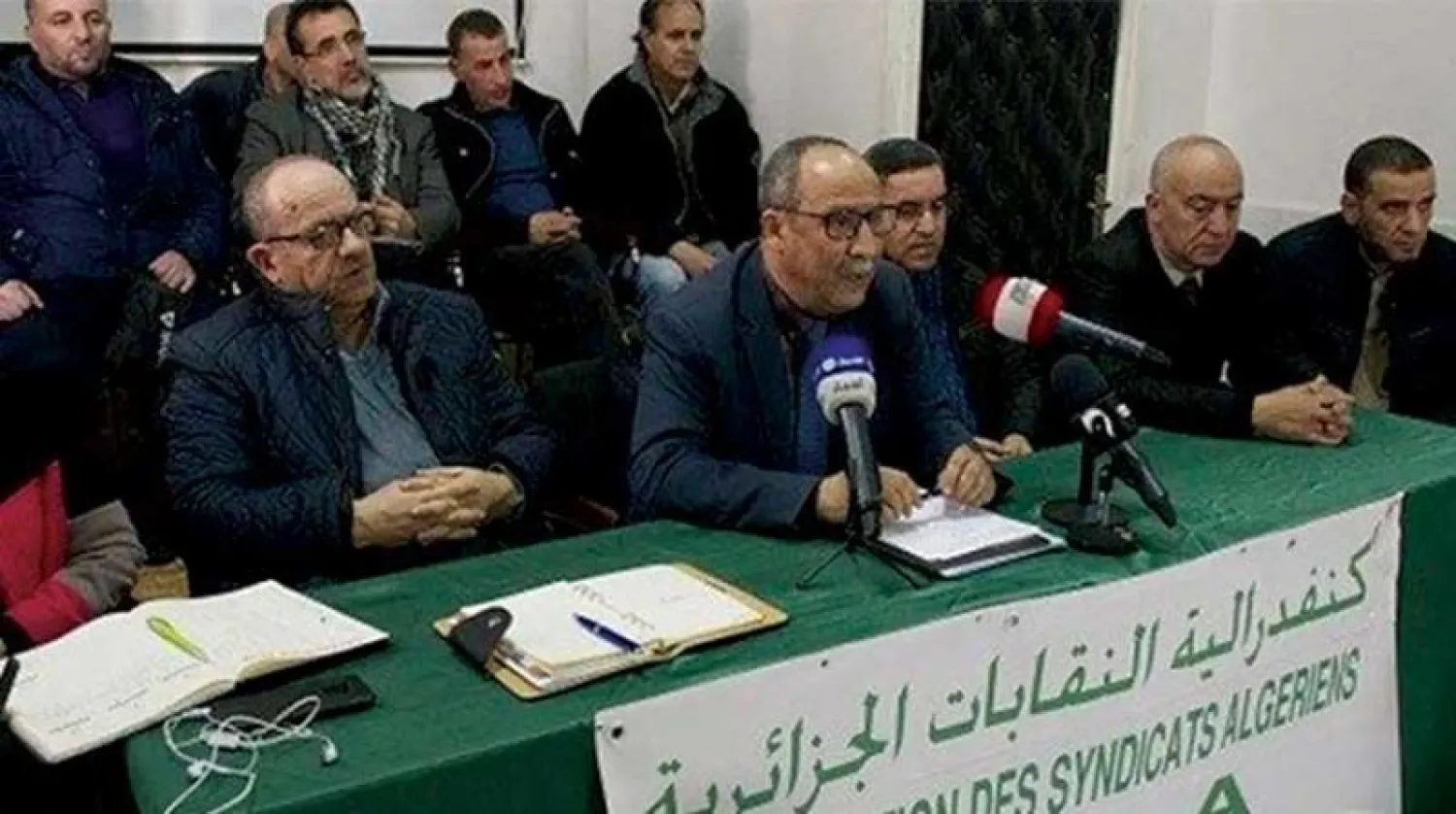 جانب من اجتماع النقابات الجزائرية المستقلة (الشرق الأوسط)
