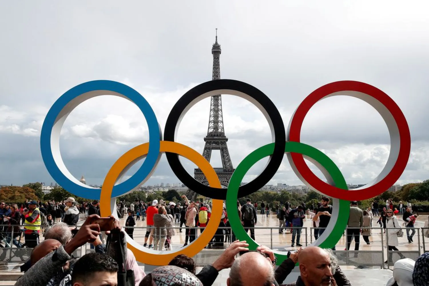 Olympic rings to celebrate the IOC official announcement that Paris won the 2024 Olympic bid are seen in front of the Eiffel Tower at the Trocadero square in Paris, France, September 16, 2017. REUTERS/Benoit Tessier/File Photo