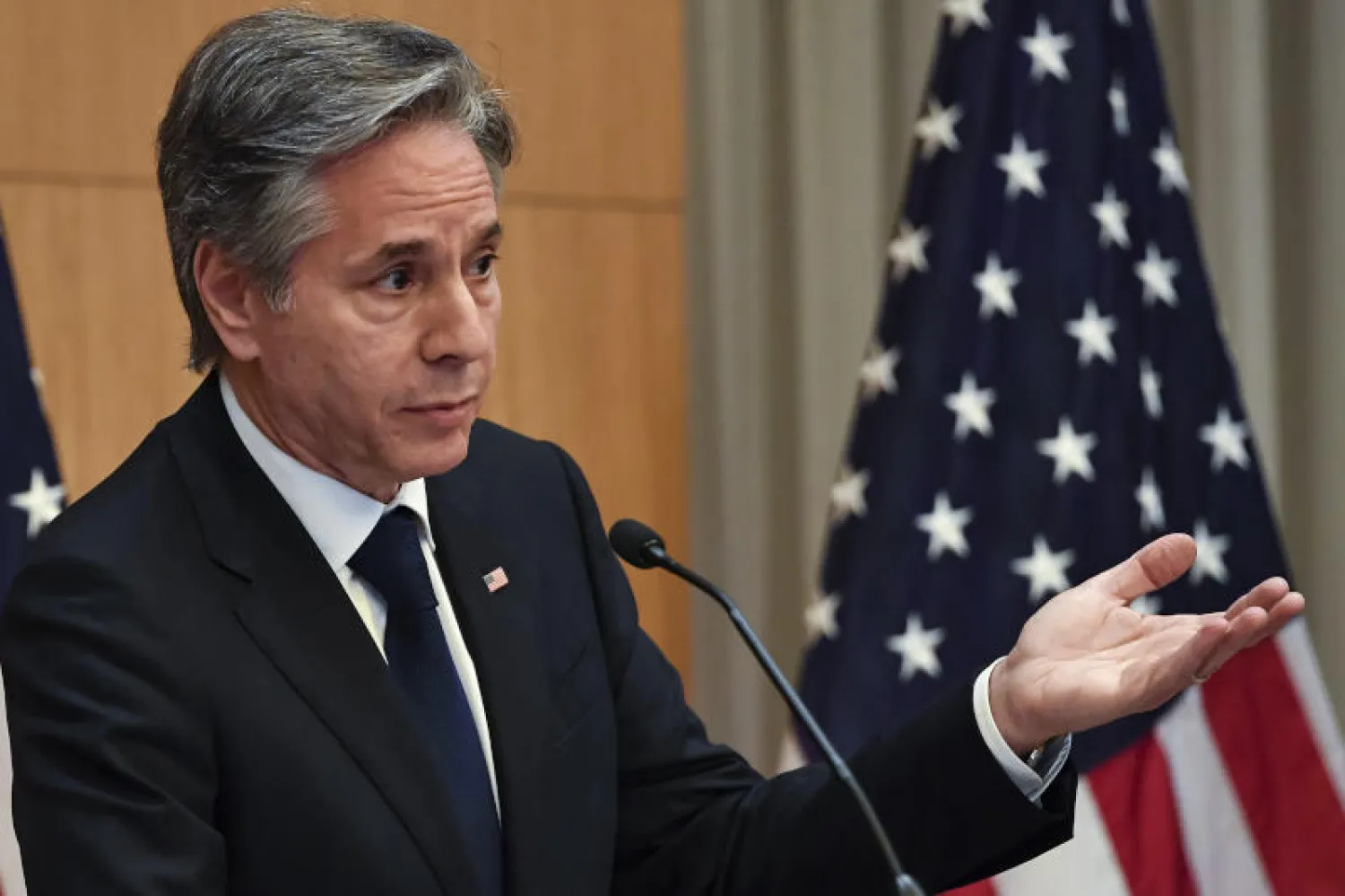 وزير الخارجية الأميركي أنتوني بلينكن في طشقند (أ.ب)