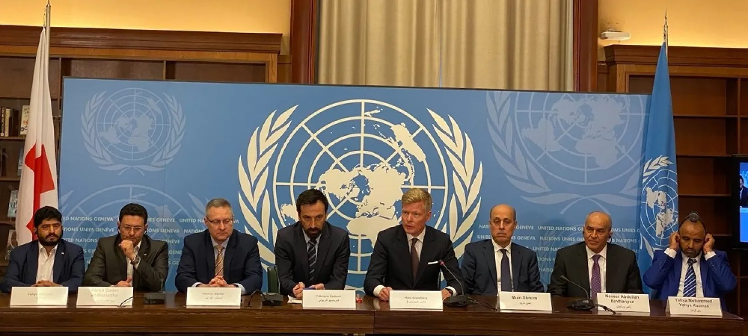 UN envoy to Yemen Hans Grundberg (center) delivers a statement from Bern after the prisoner exchange deal is reached. (Office of the Special Envoy of the Secretary-General for Yemen)
